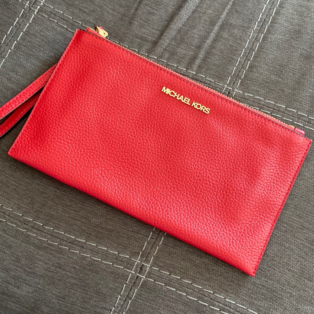 MK clutch ** Make offer **
